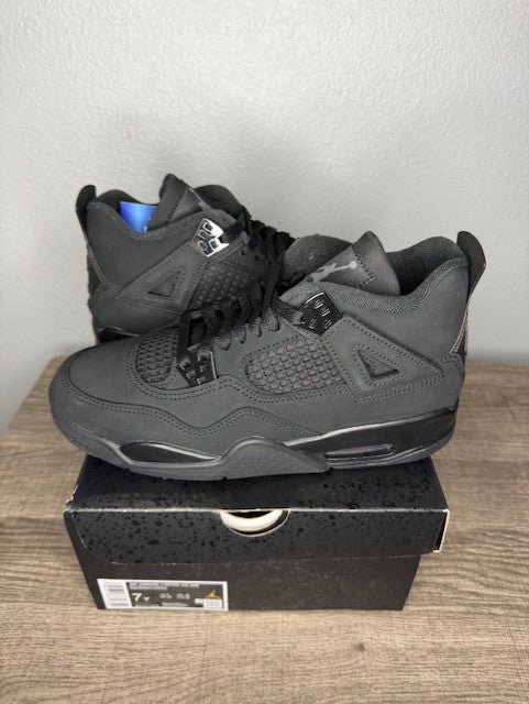 Air Jordan 4 "Black Cat"