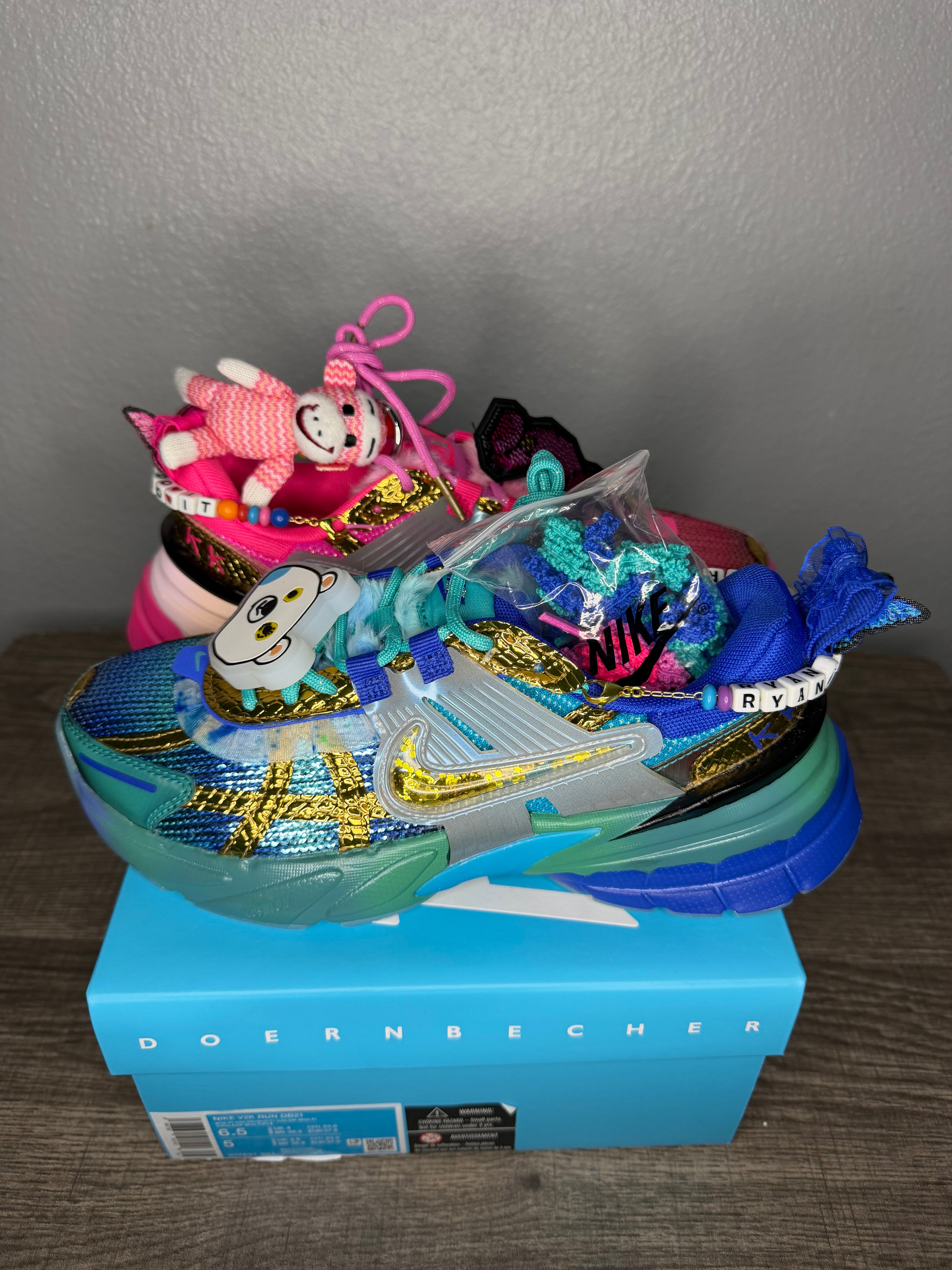 Nike V2K Run Doernbecher Khovny Vignery