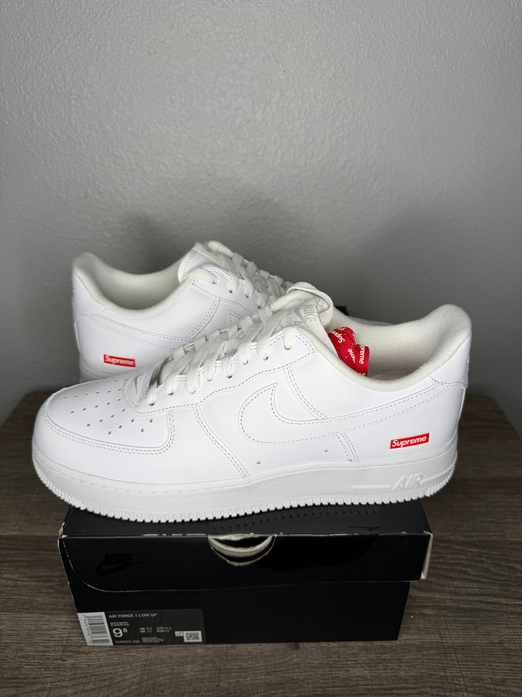 Air Force One Low White Supreme
